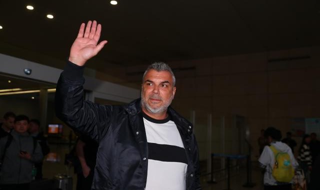 世界杯历史数据-中超冠军主帅离任！奥拉罗尤：对球迷球员说声抱歉