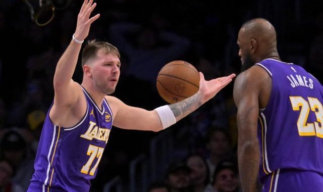 世界杯历史数据-湖人配角团全面失准 三连败后仍将面对伤病梦魇