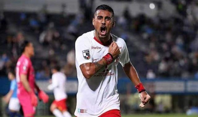 世界杯历史数据-山东泰山官宣：莱昂纳多加盟 已抵达国内正在隔离