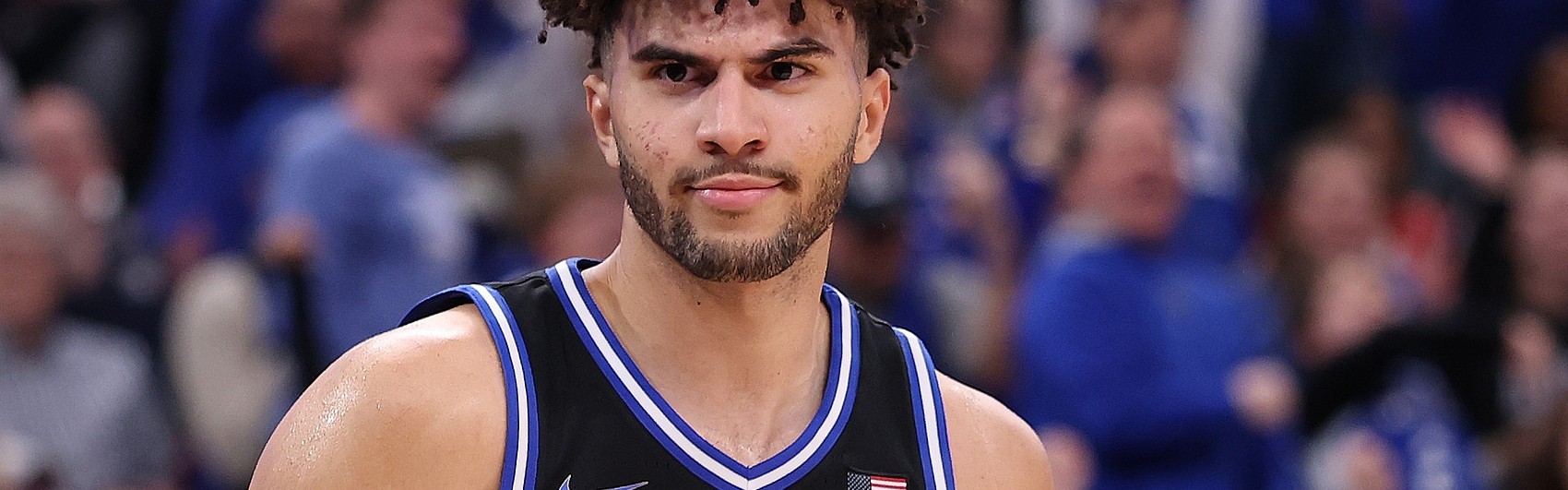 世界杯历史数据-下半场17分！状元热门布泽尔儿子砍下21分13板 杜克开季17战16胜