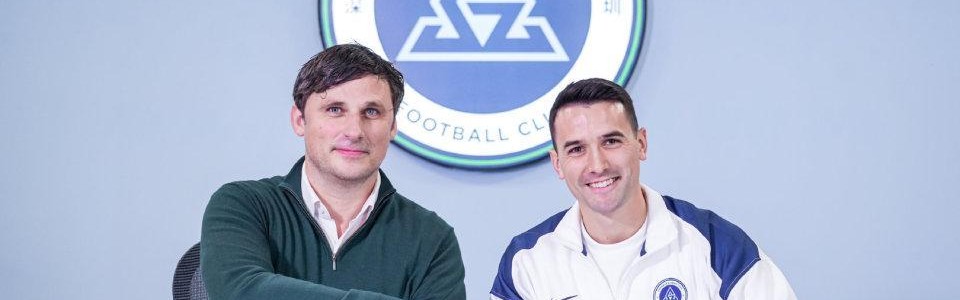 世界杯历届冠军-周定洋获500万顶薪！媒体人热议：绝对超值，最后一份大合同